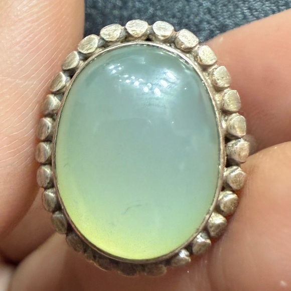 Vintage Sterling Silver Navajo Green Flourite Cabochon Oval Ring Sz 8 $229 - Picture 3 of 8